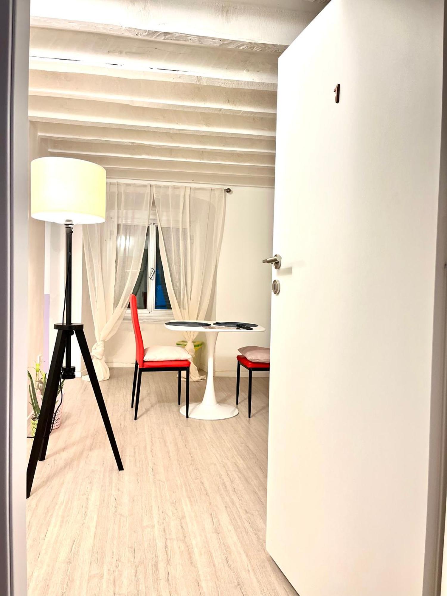 Centro Affittacamere- Bagno In Comune Affittacamere